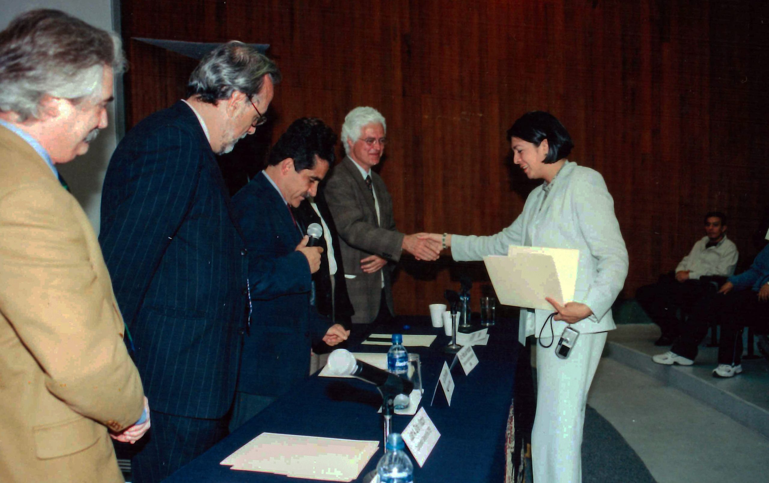 Arq. Aurelio Nuño, Arq. Felipe Leal Fernández, Arq. Carlos Mac Gregor, Arq. Celia Facio Salazar.  Fotografía: Archivo de la Coordinación de Producción Audiovisual FA