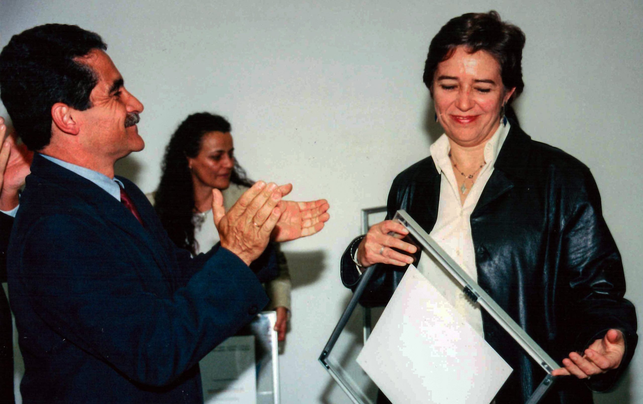  Arq. Felipe Leal Fernández, Arq. María G. Todd Álvarez, Arq. Clara de Buen. Fotografía: Archivo de la Coordinación de Producción Audiovisual FA